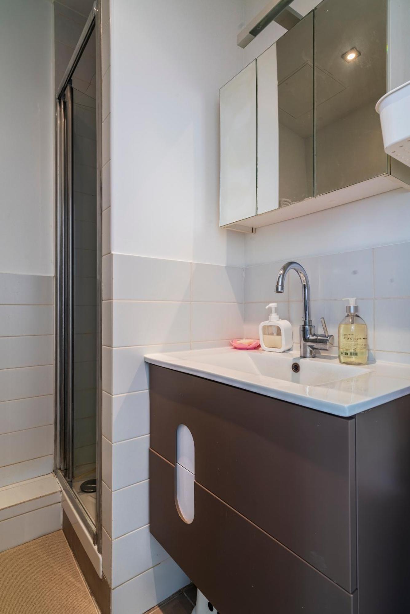 Apart Merryland Paris Chatelet Экстерьер фото